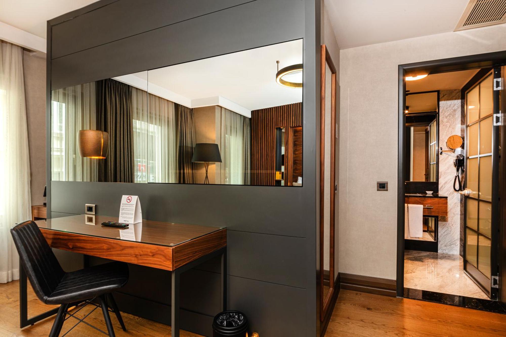 Levni Plus Hotel Istanbul Exteriör bild