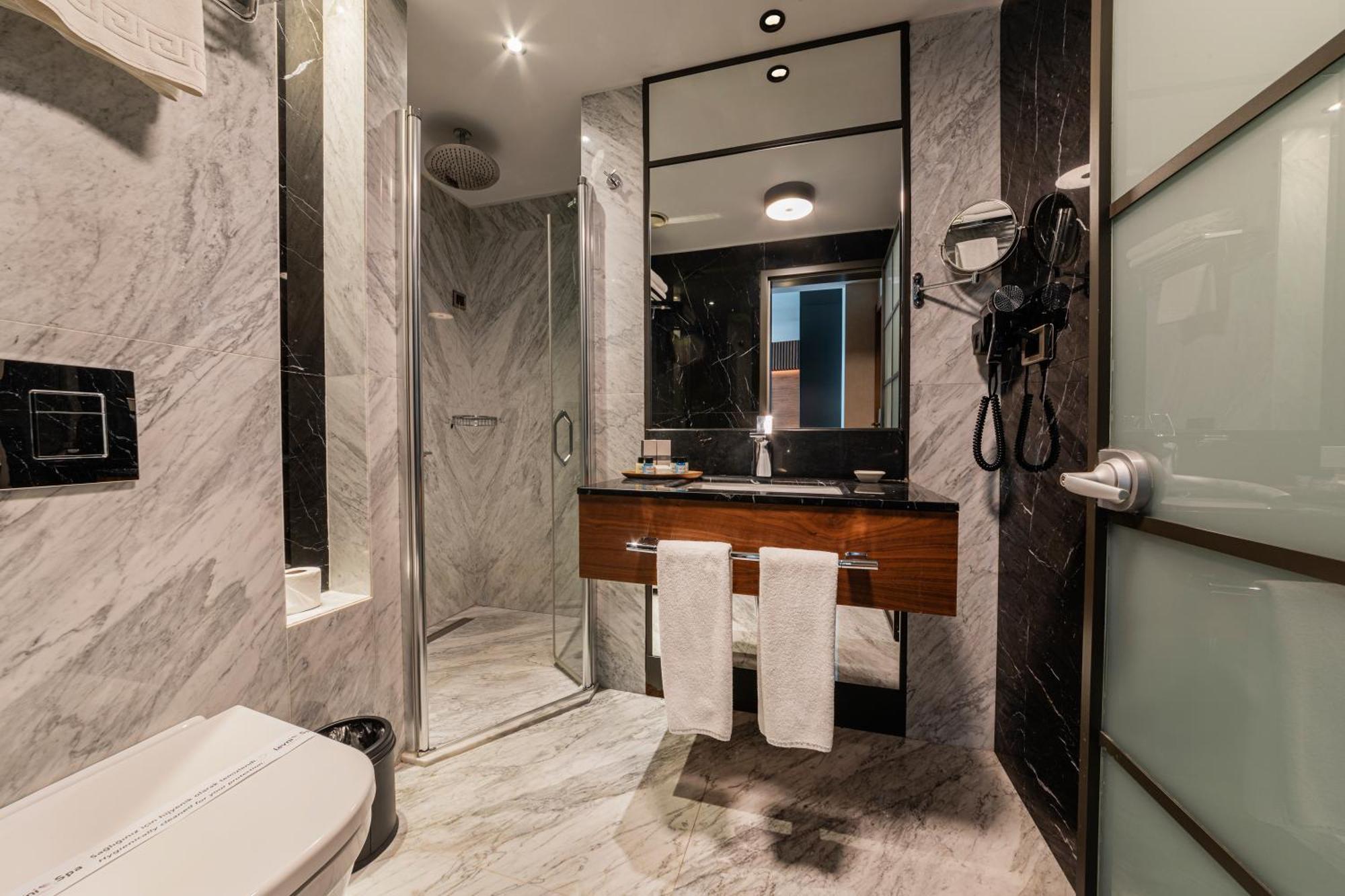 Levni Plus Hotel Istanbul Exteriör bild