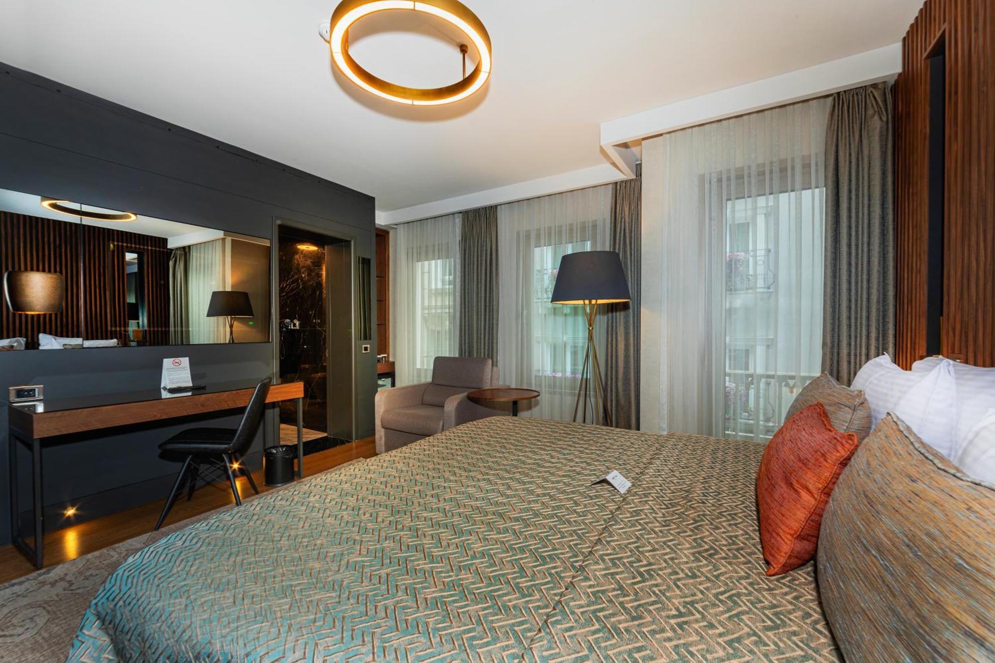 Levni Plus Hotel Istanbul Exteriör bild